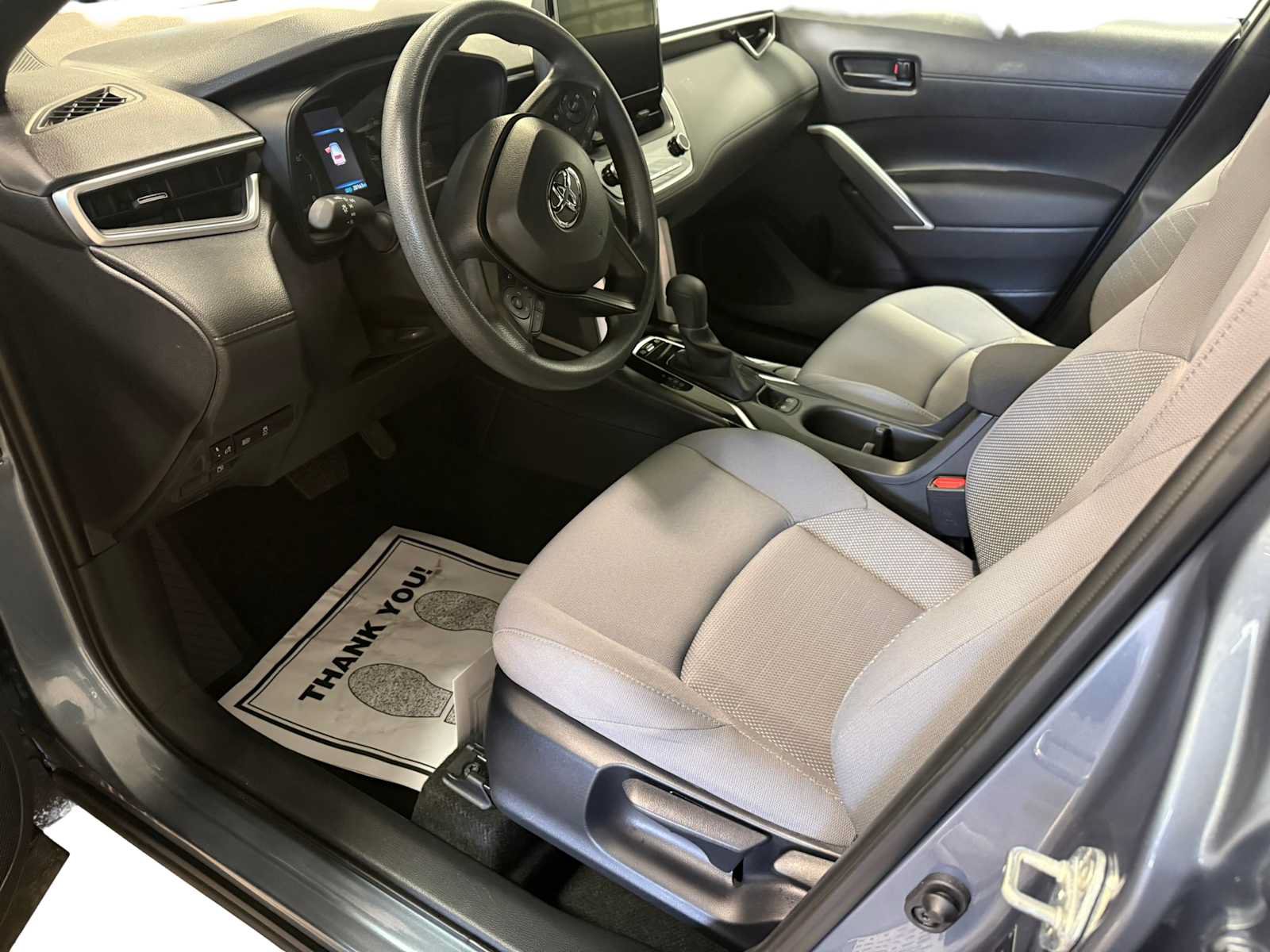 Used 2024 Toyota Corolla Cross AWD Hybrid image 19