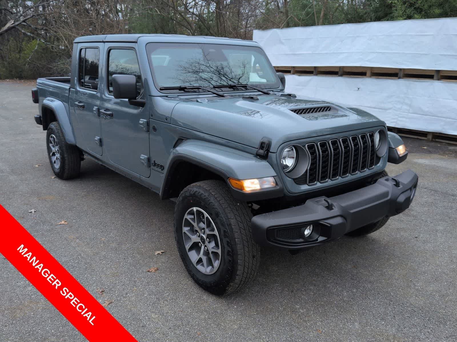 New 2026 Jeep Gladiator Sport AWD/4WD image 2