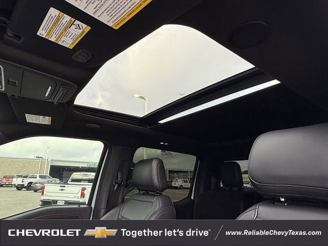 Used 2025 Ford F150 Raptor AWD/4WD image 35