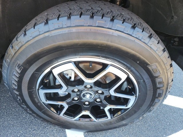 Used 2023 Ford Bronco Outer Banks image 9