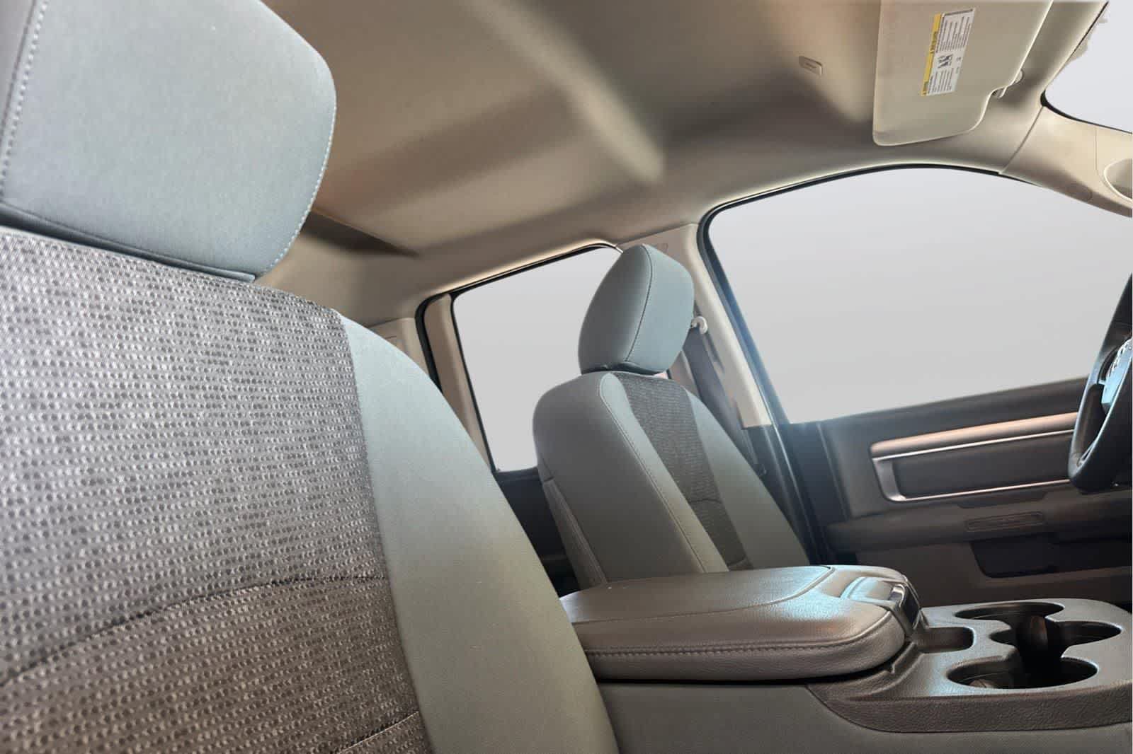 Used 2020 RAM 1500 Warlock AWD/4WD image 16
