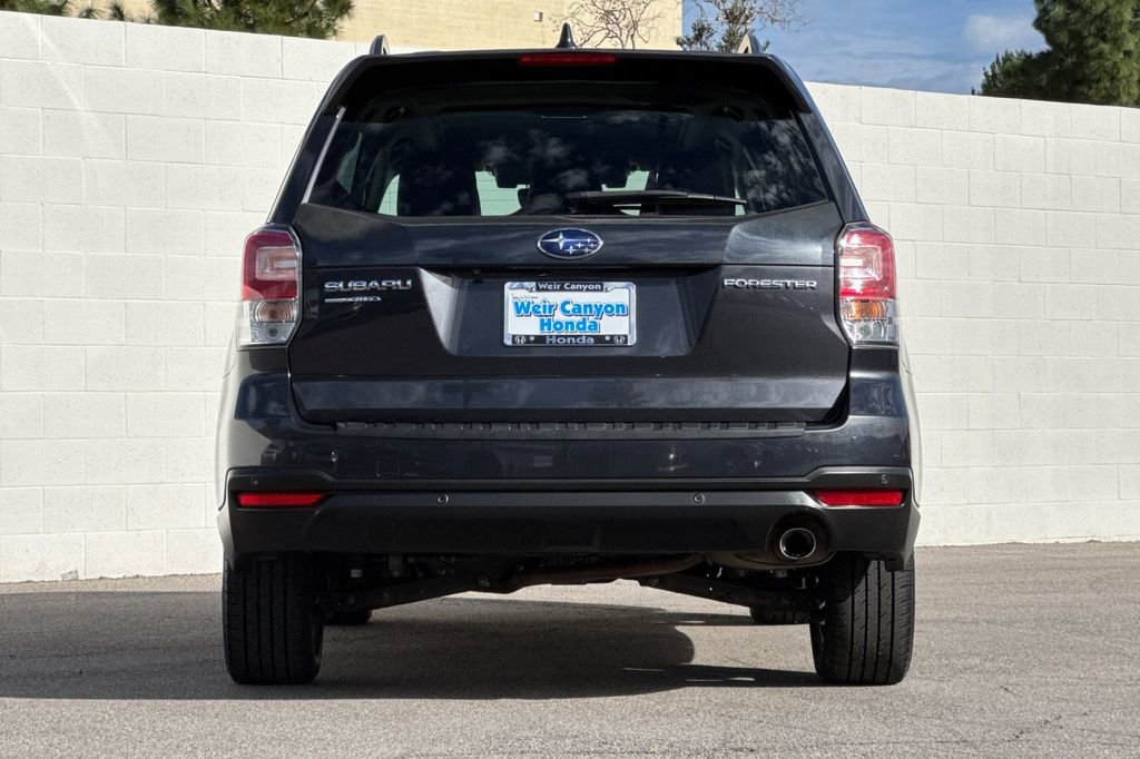 Used 2018 Subaru Forester 2.5i Touring w/ Popular Package #3B image 8