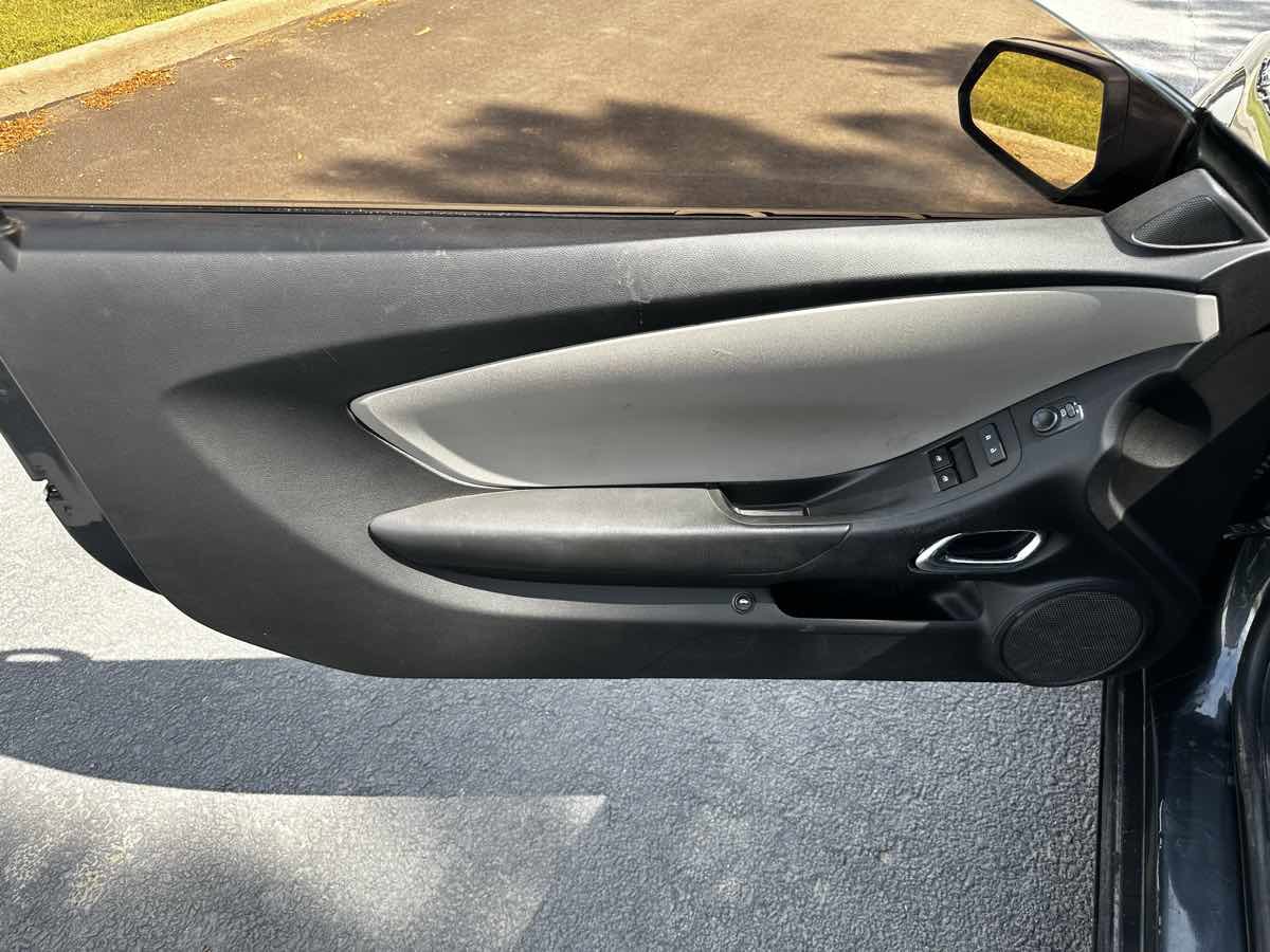 Used 2013 Chevrolet Camaro LS RWD image 9