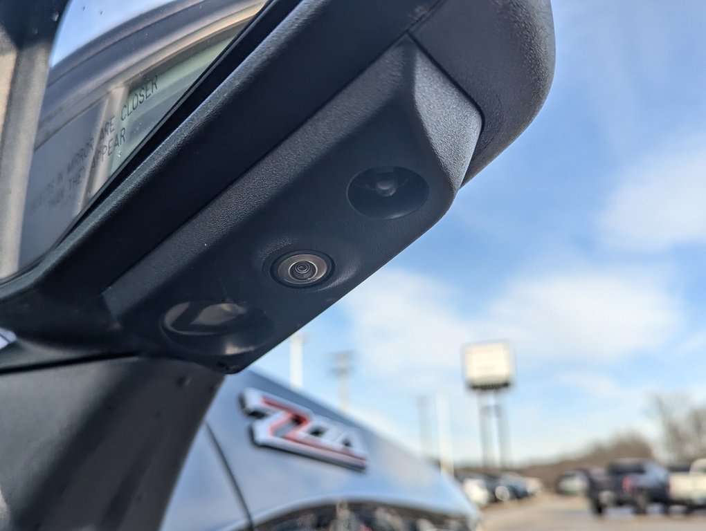 Used 2022 Chevrolet Silverado 1500 LTZ image 16