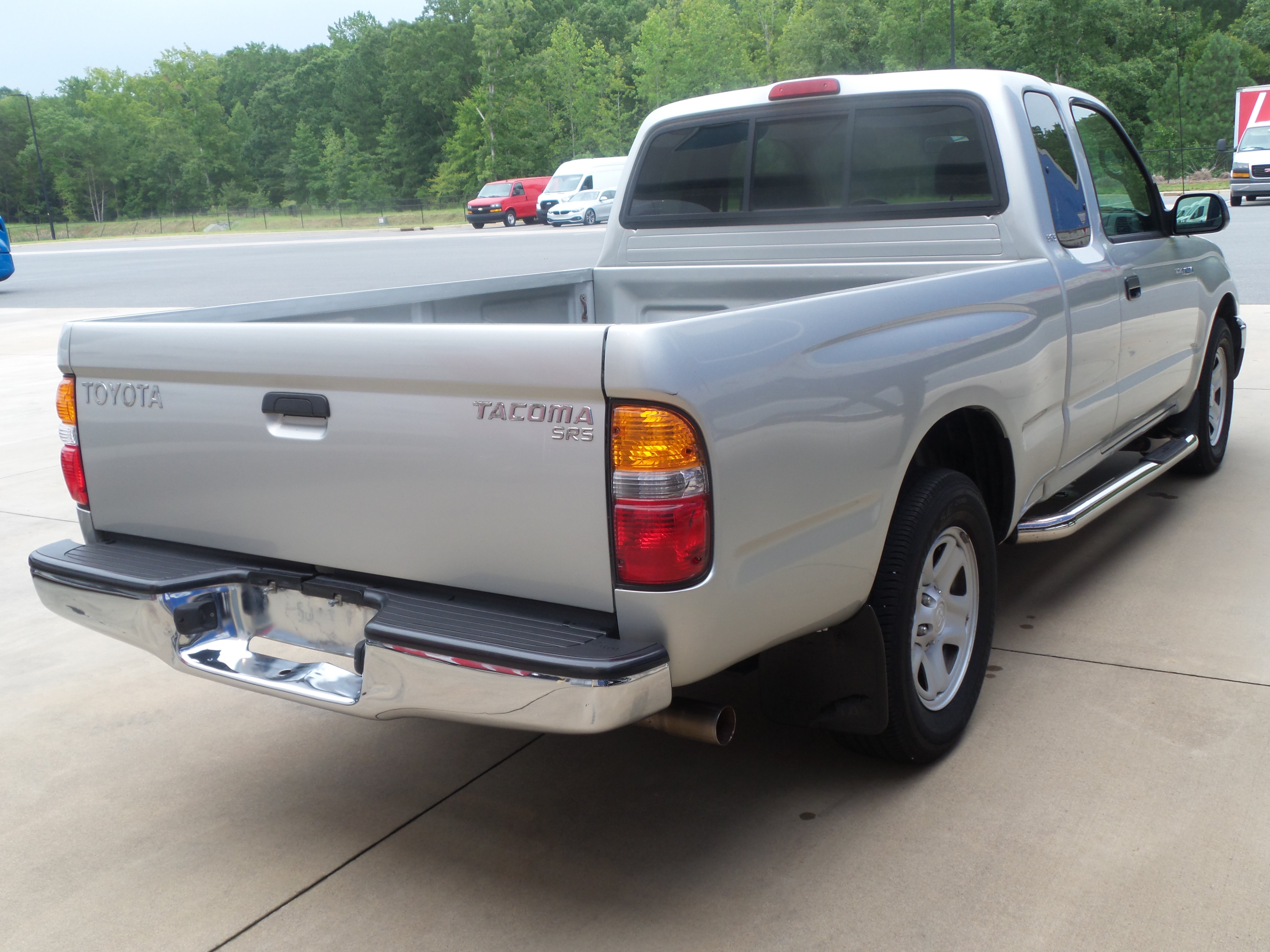 Used 2004 Toyota Tacoma 2WD Xtracab image 4