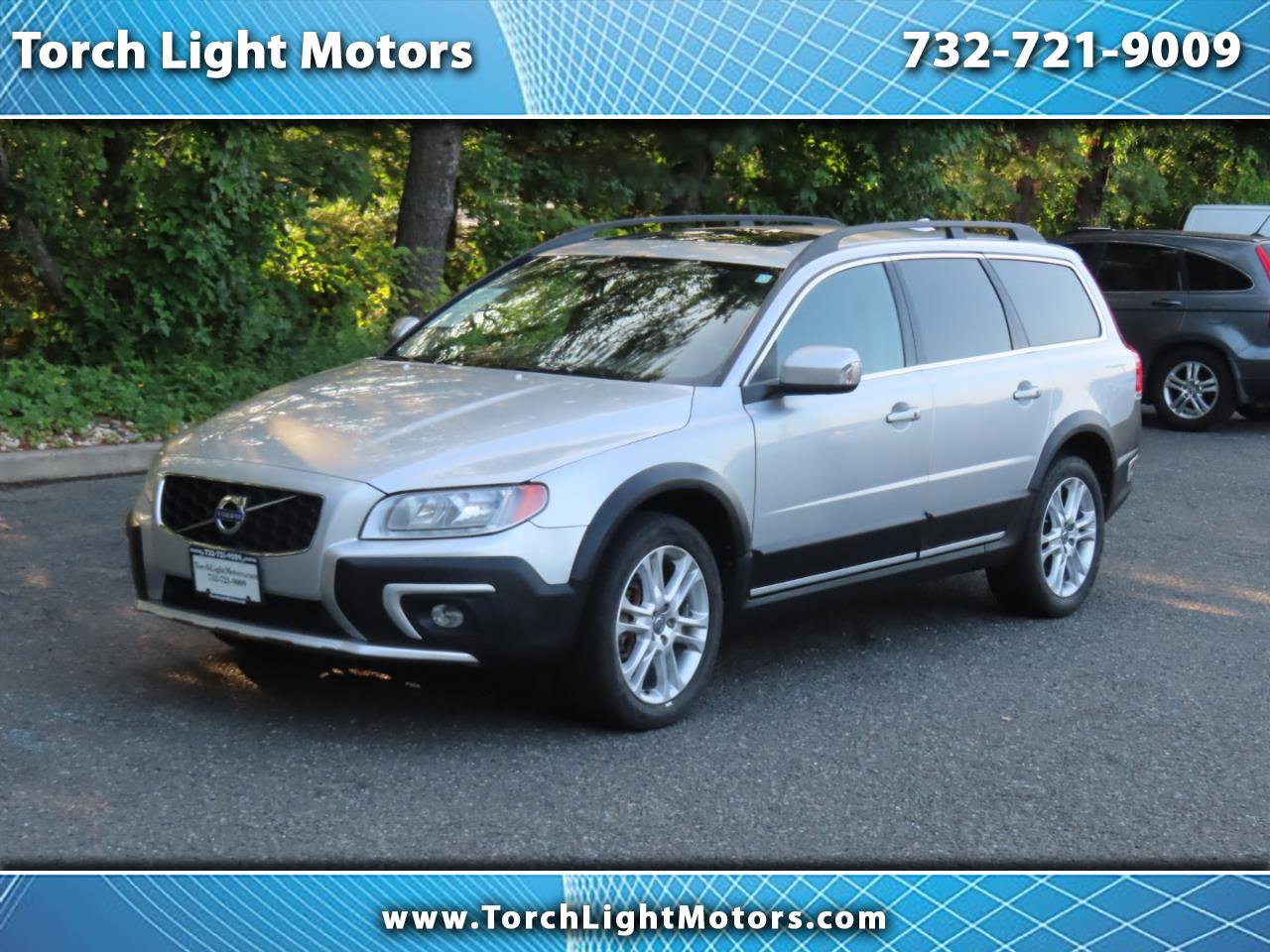 Used 2016 Volvo XC70 T5 Premier w/ Proximity Package
