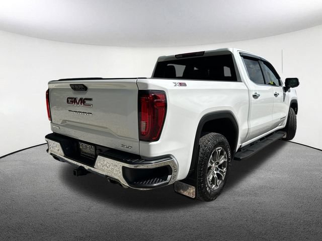 Used 2024 GMC Sierra 1500 SLT w/ X31 Off-Road Package AWD/4WD image 14
