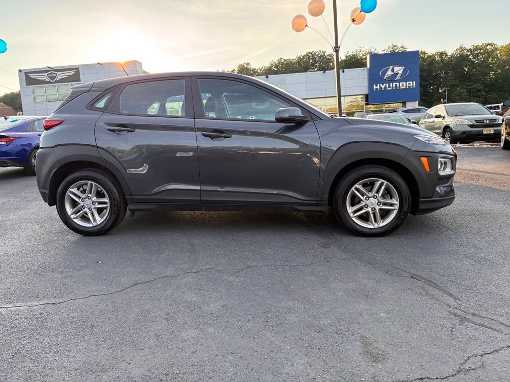 Used 2021 Hyundai Kona SE FWD image 7