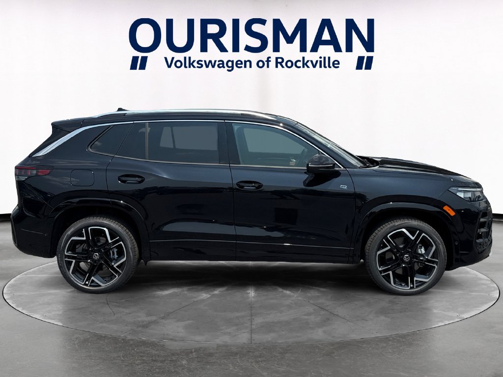 New 2026 Volkswagen Tiguan SEL R-Line AWD/4WD image 7