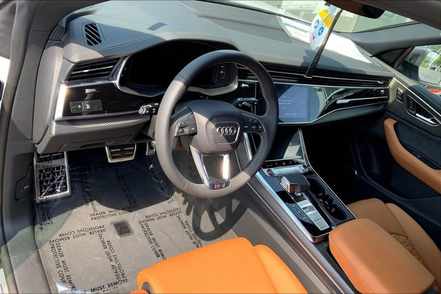 New 2025 Audi RS Q8 performance image 5