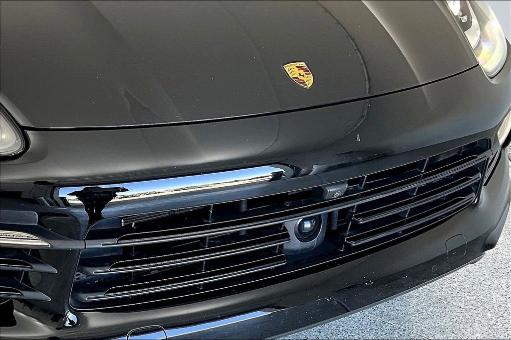 Used 2022 Porsche Cayenne image 37