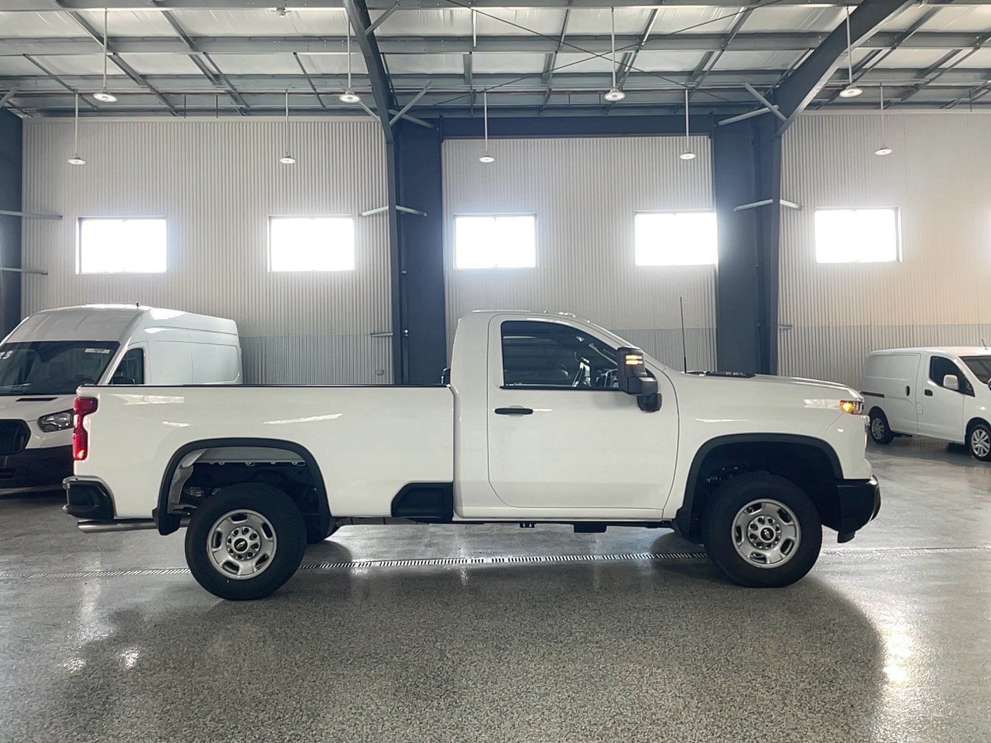 Used 2024 Chevrolet Silverado 2500 W/T w/ WT Convenience Package AWD/4WD image 4