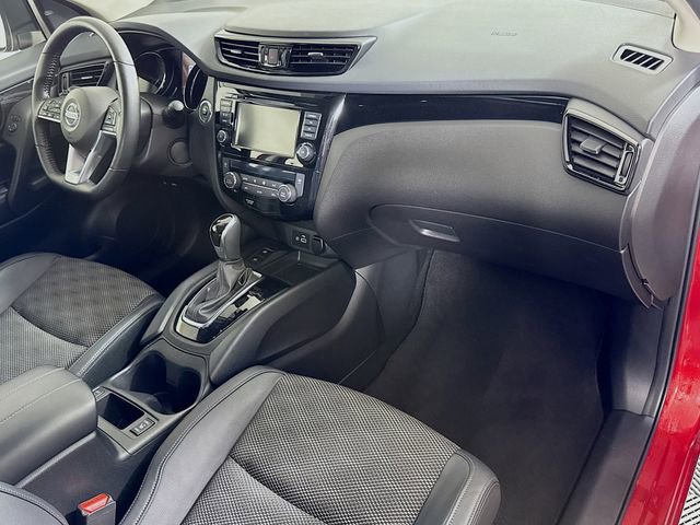 Certified 2022 Nissan Rogue Sport SV w/ Technology Package image 30