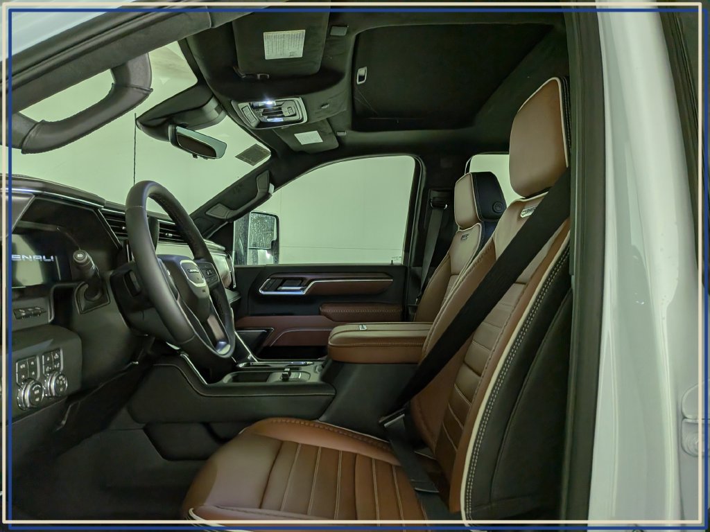 New 2026 GMC Sierra 3500 Denali Ultimate AWD/4WD image 14