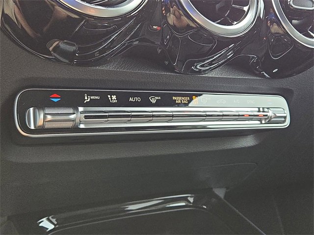 New 2026 Mercedes-Benz GLB 250 4MATIC image 14