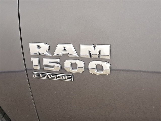 Used 2024 RAM 1500 Classic SLT image 9