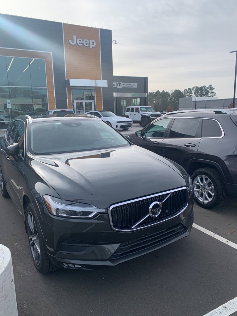Used 2018 Volvo XC60 T6 Momentum w/ Advanced Package image 15