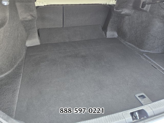 Used 2025 Toyota Camry SE FWD image 14