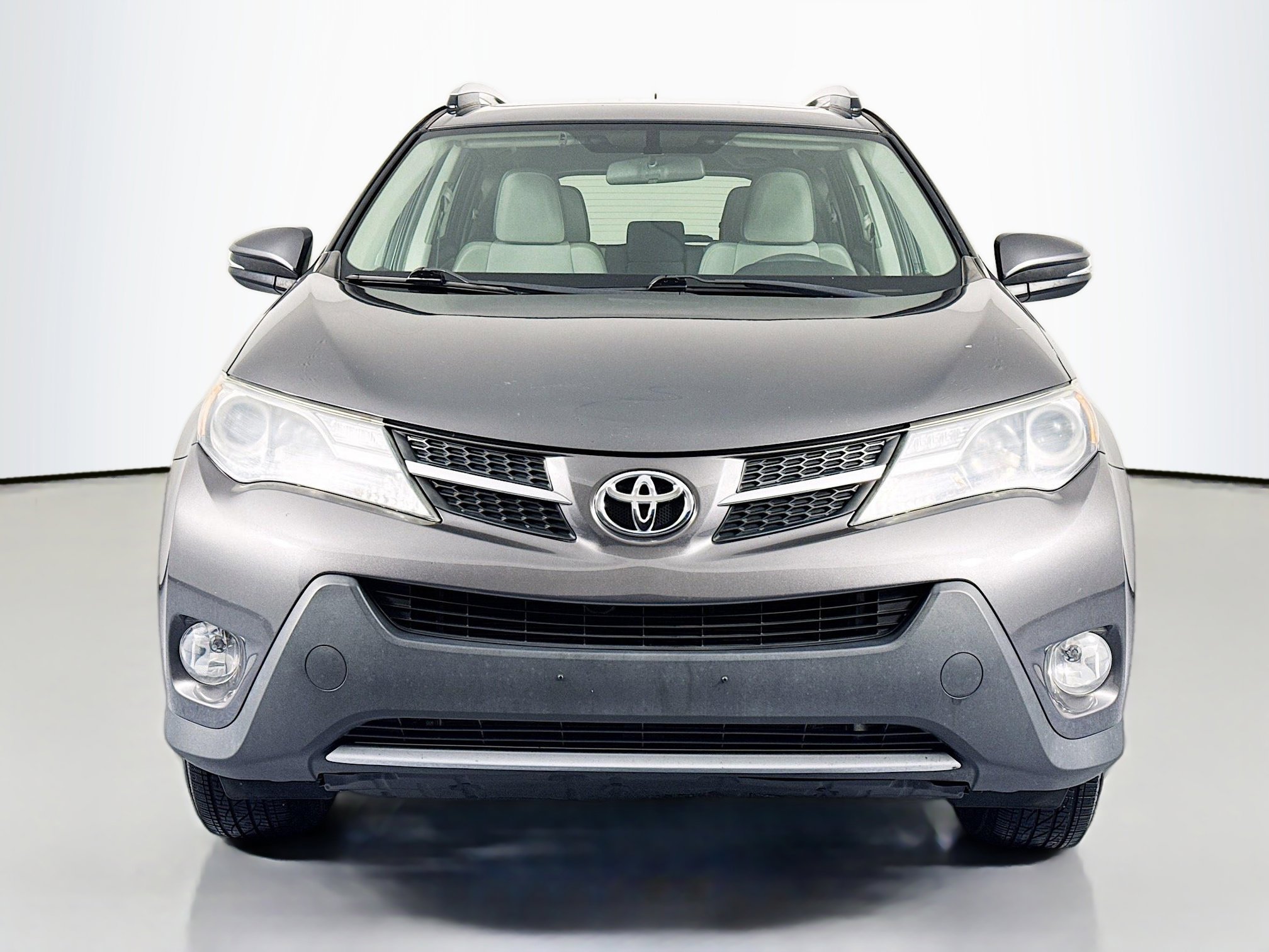 Used 2014 Toyota RAV4 XLE video 2