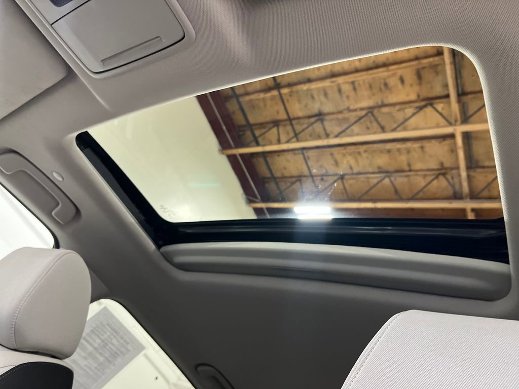 Used 2025 Honda CR-V EX image 30