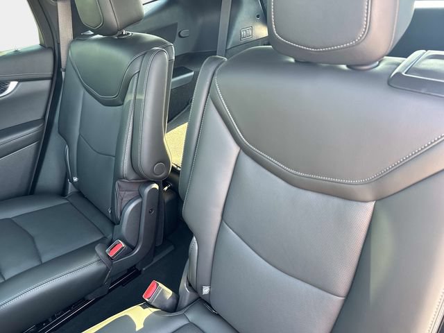 Certified 2023 Cadillac XT6 Premium Luxury w/ Technology Package AWD/4WD image 14