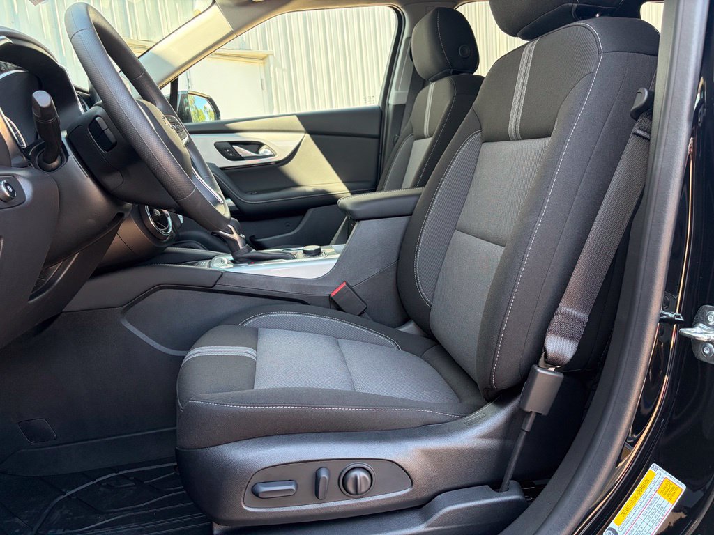 New 2026 Chevrolet Blazer LT w/ Convenience Package FWD image 16