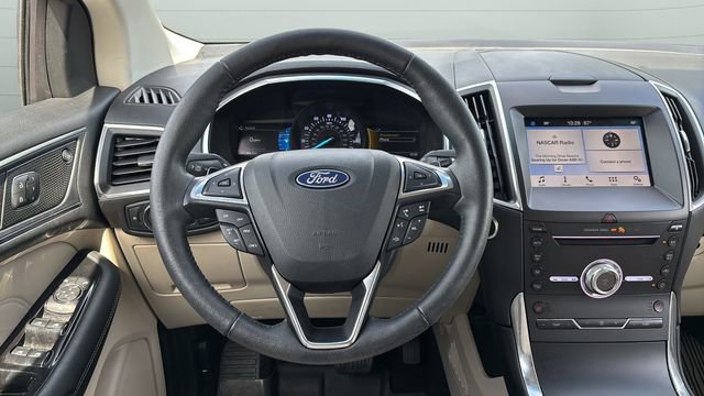 Used 2019 Ford Edge Titanium w/ Cold Weather Package AWD/4WD image 13