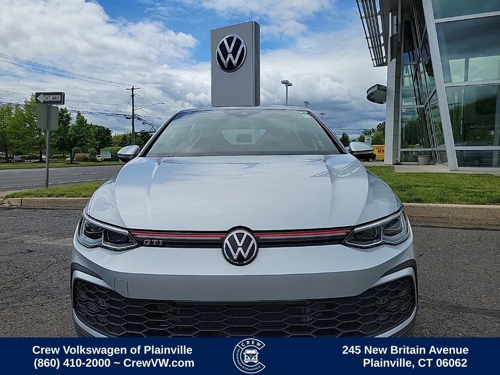 Certified 2022 Volkswagen GTI SE FWD image 21