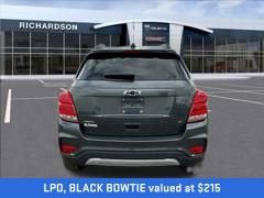 Used 2019 Chevrolet Trax LT w/ LT Convenience Package FWD image 3
