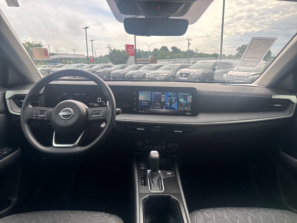 Used 2026 Nissan Kicks SV w/ SV Premium Package FWD image 21