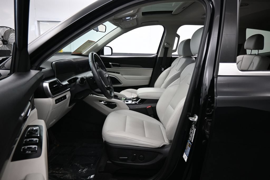 Used 2024 Kia Telluride S w/ S Sunroof Package AWD/4WD image 11