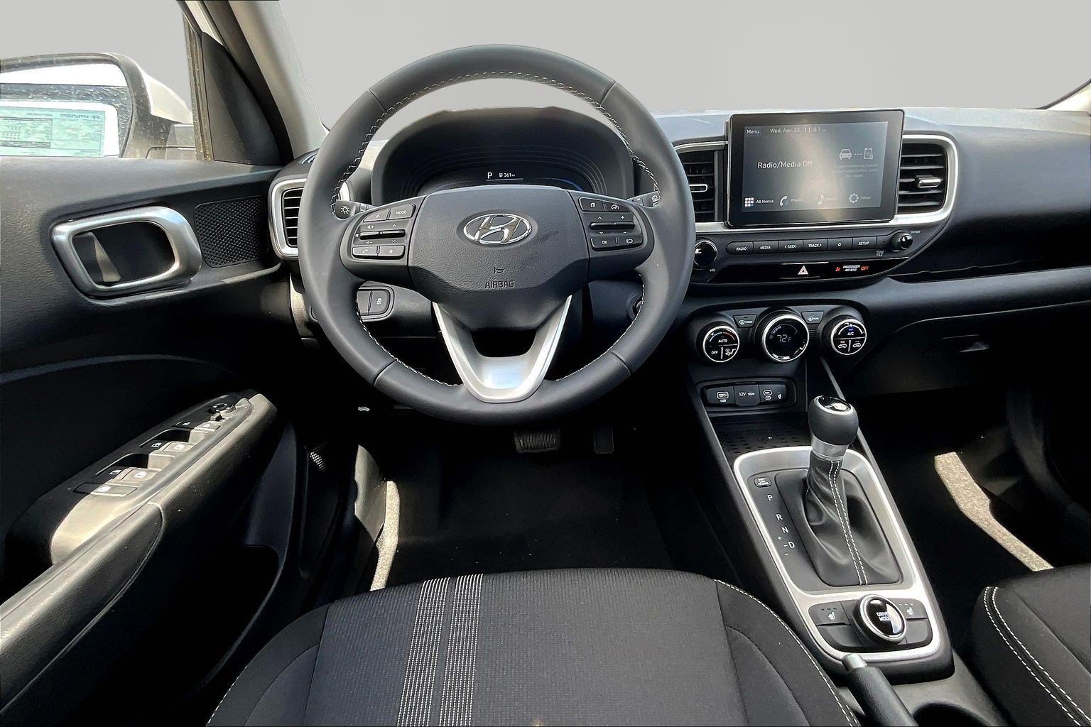 New 2026 Hyundai Venue SEL FWD image 9