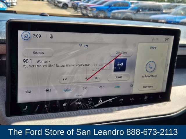 New 2026 Ford Maverick XLT w/ XLT Luxury Package FWD image 18