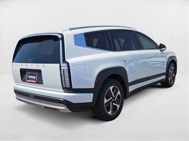 New 2026 Hyundai Ioniq 9 S image 5