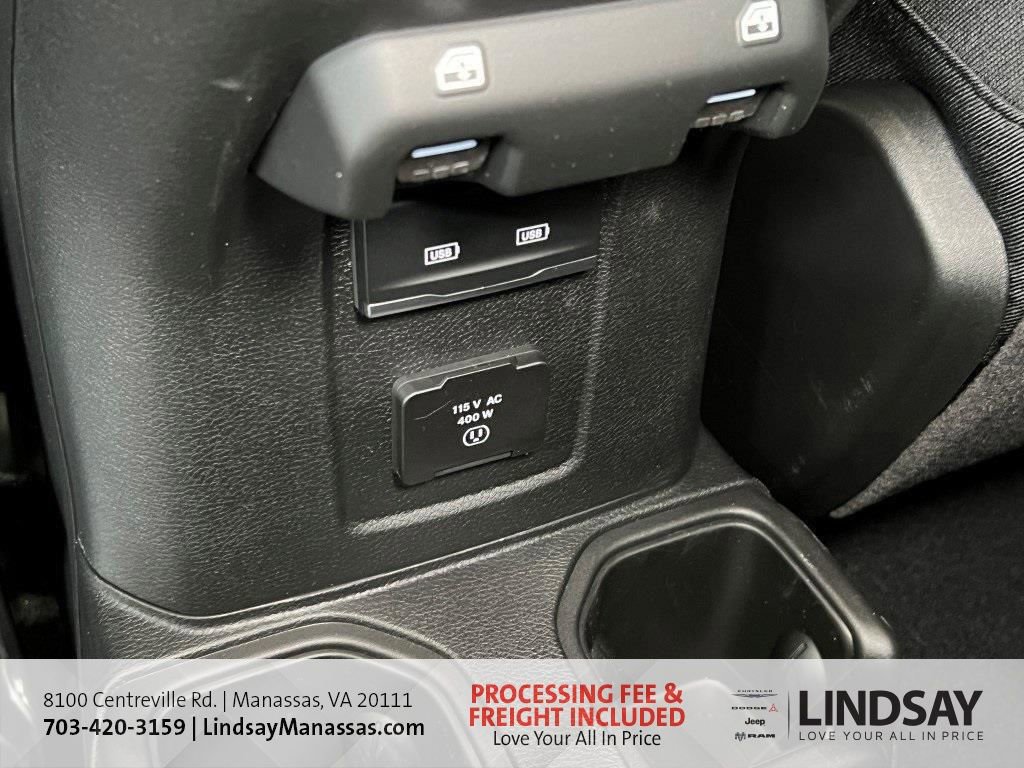 New 2026 Jeep Gladiator Mojave w/ Safety Group image 19