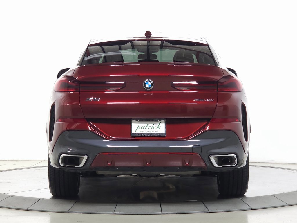 Used 2025 BMW X6 xDrive40i w/ Climate Comfort Package image 5