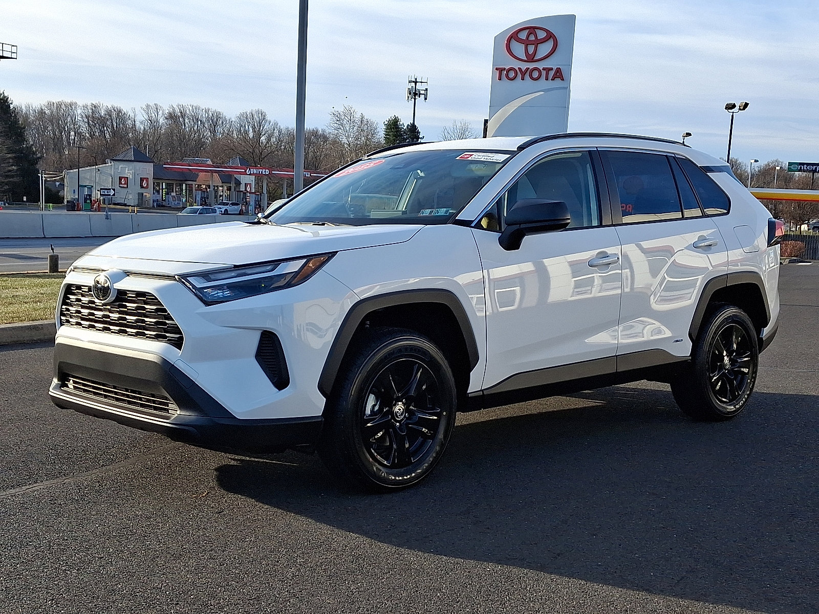 Certified 2025 Toyota RAV4 LE image 3