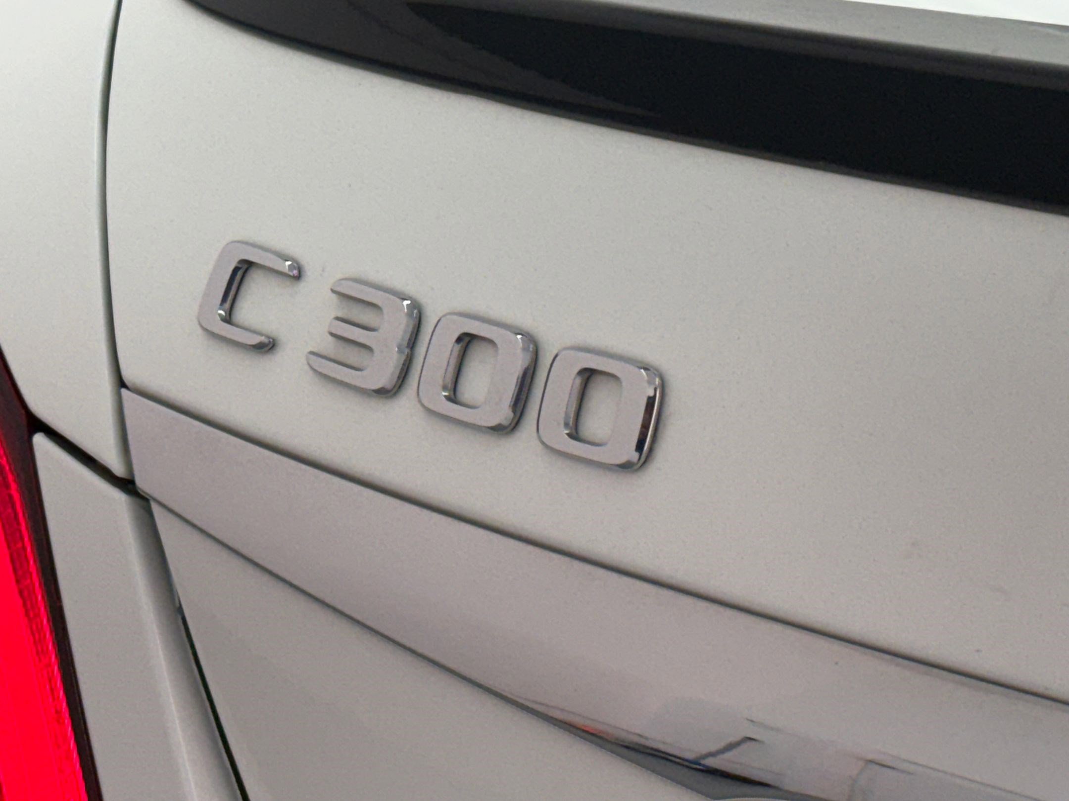 Used 2019 Mercedes-Benz C 300 Sedan image 21