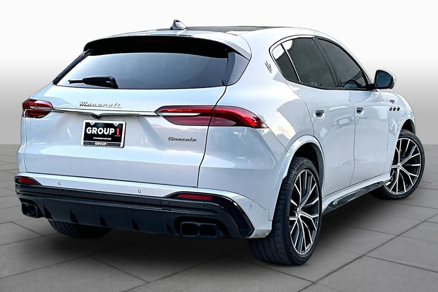 Used 2023 Maserati Grecale Trofeo AWD/4WD image 13