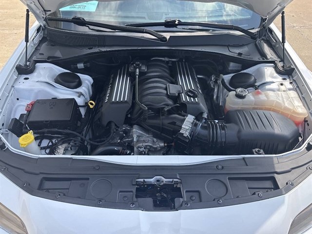 Used 2023 Chrysler 300 C RWD image 24