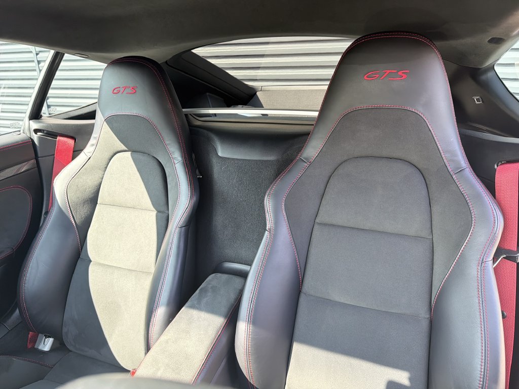Certified 2025 Porsche 718 Cayman GTS RWD image 11