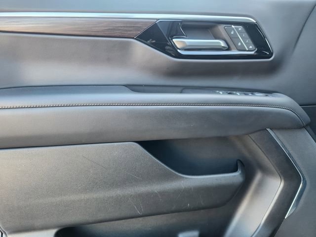 Used 2025 Chevrolet Tahoe LT image 20