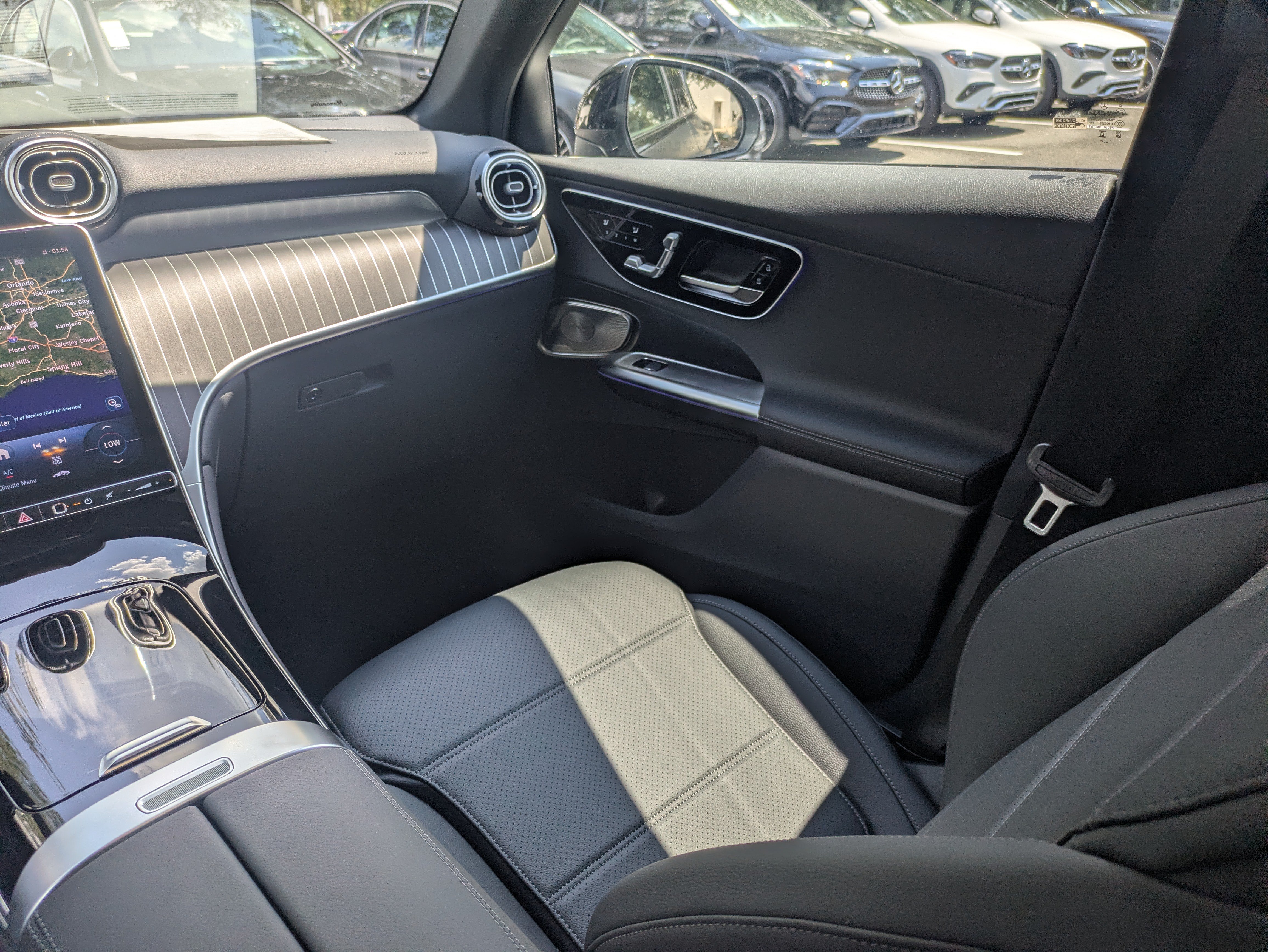 New 2027 Mercedes-Benz GLC 300 image 15