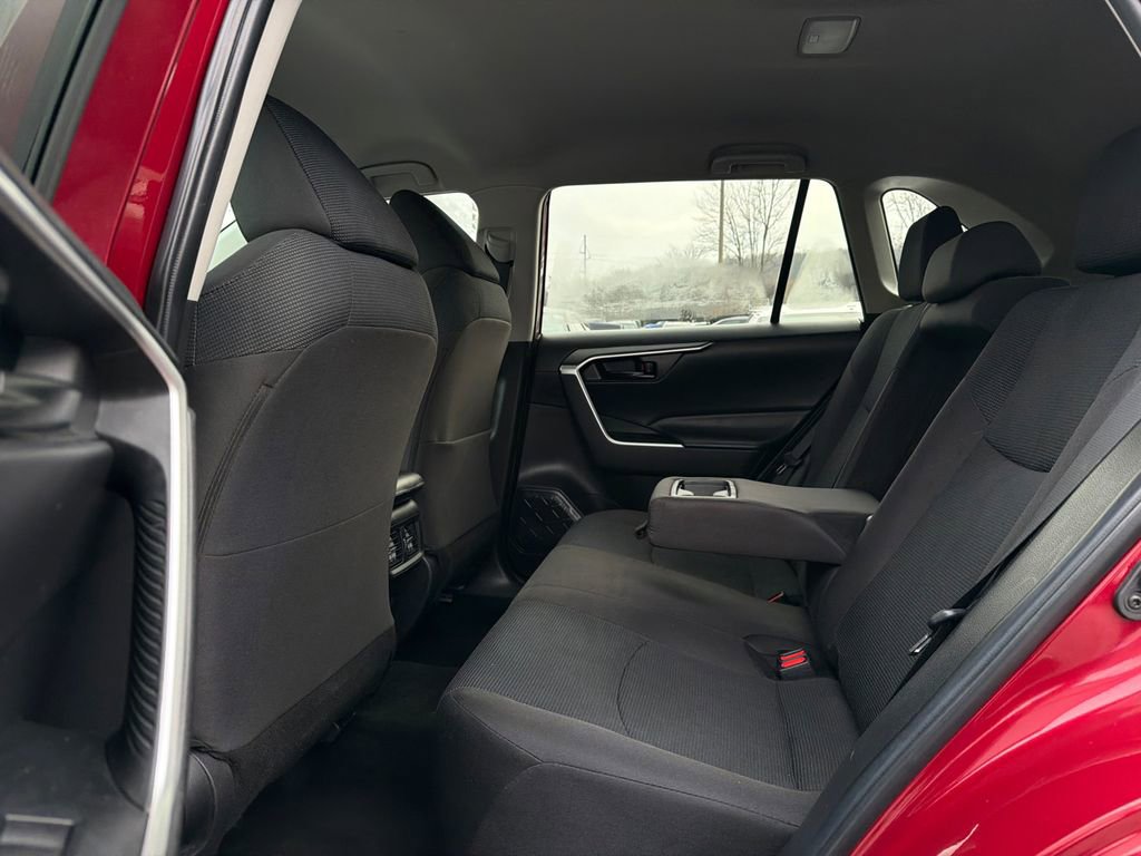 Used 2023 Toyota RAV4 LE image 16
