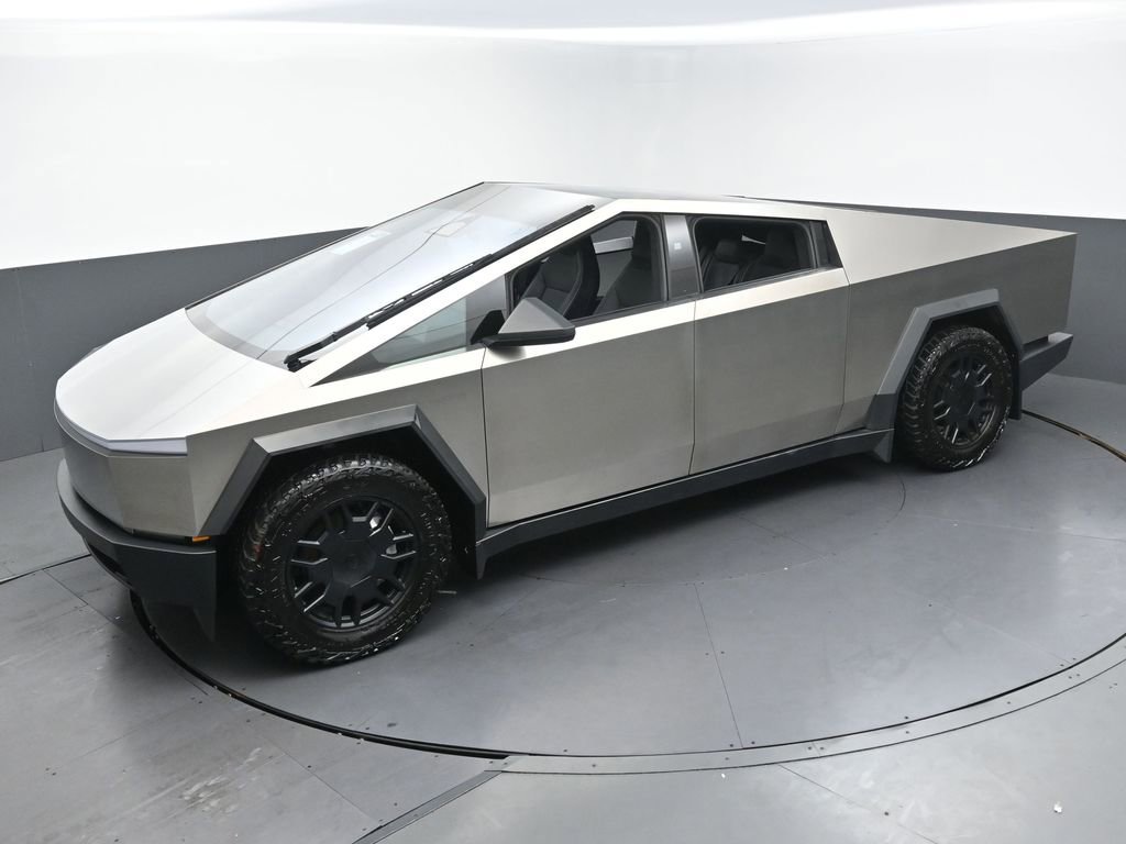 Used 2024 Tesla Cybertruck AWD Crew Cab image 37