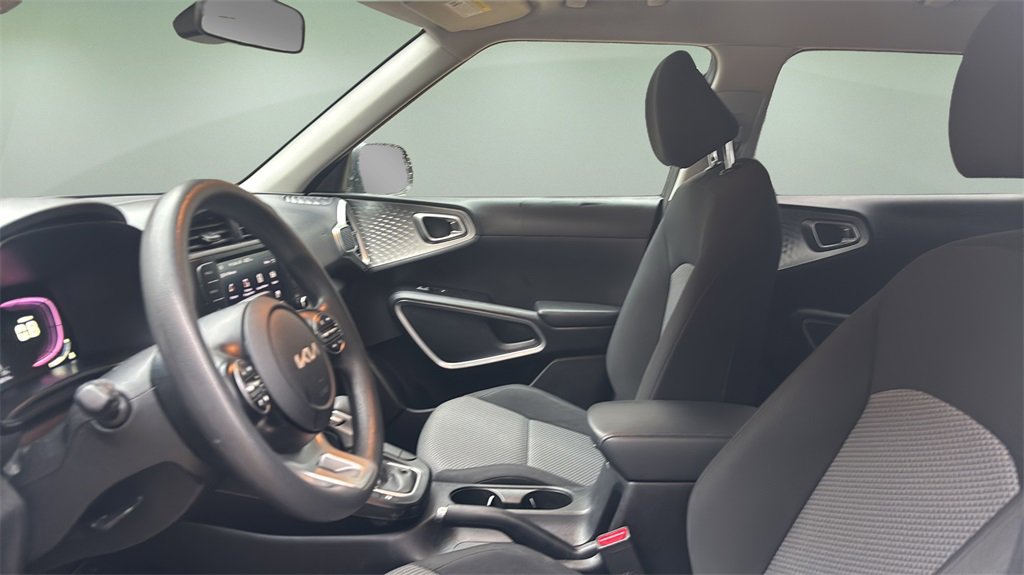 Used 2023 Kia Soul LX w/ Option Group 015 image 15