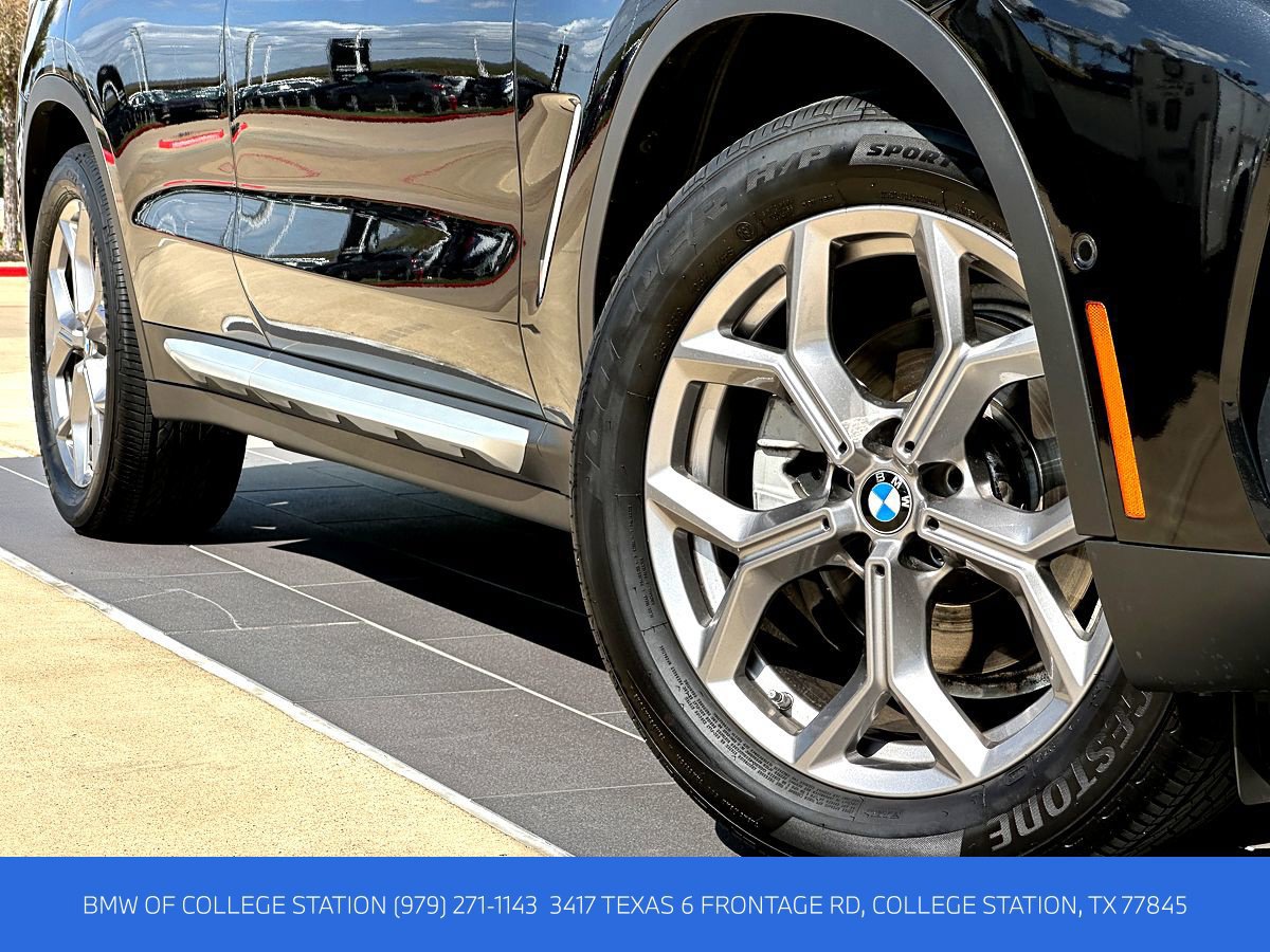 Certified 2023 BMW X3 sDrive30i w/ Premium Package RWD image 2