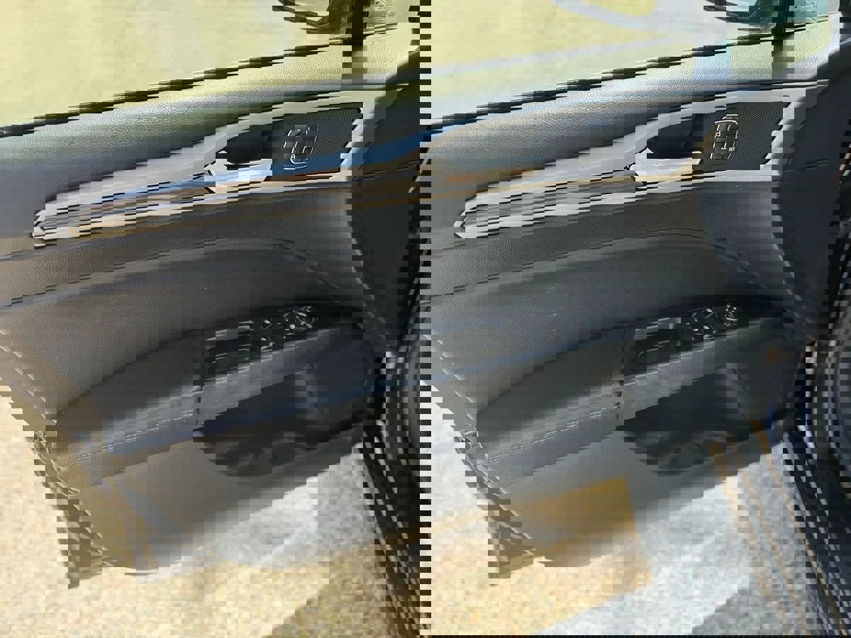 Used 2019 Ford Fusion SEL image 8