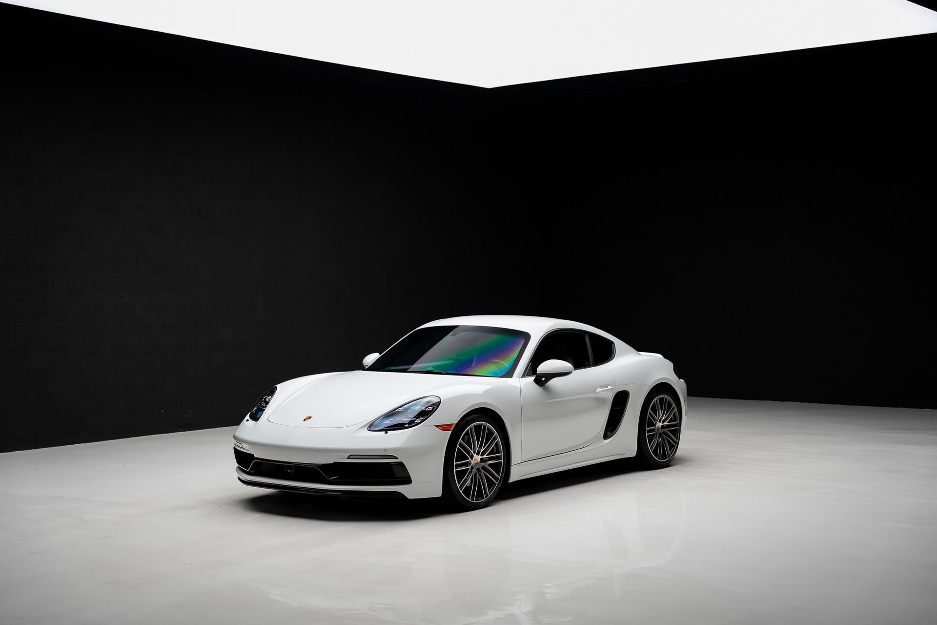 Used 2025 Porsche 718 Cayman GTS RWD image 4