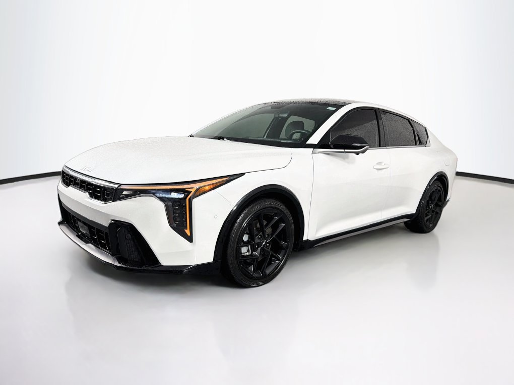 Used 2025 Kia K4 GT-Line Turbo FWD image 3